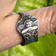 Load image into Gallery viewer, RARE Iconic Raphael’s Two Cherubs Spoon Ring. Size 8.5.