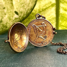Load image into Gallery viewer, MADE TO ORDER Capricorn Peep Show Token Locket
