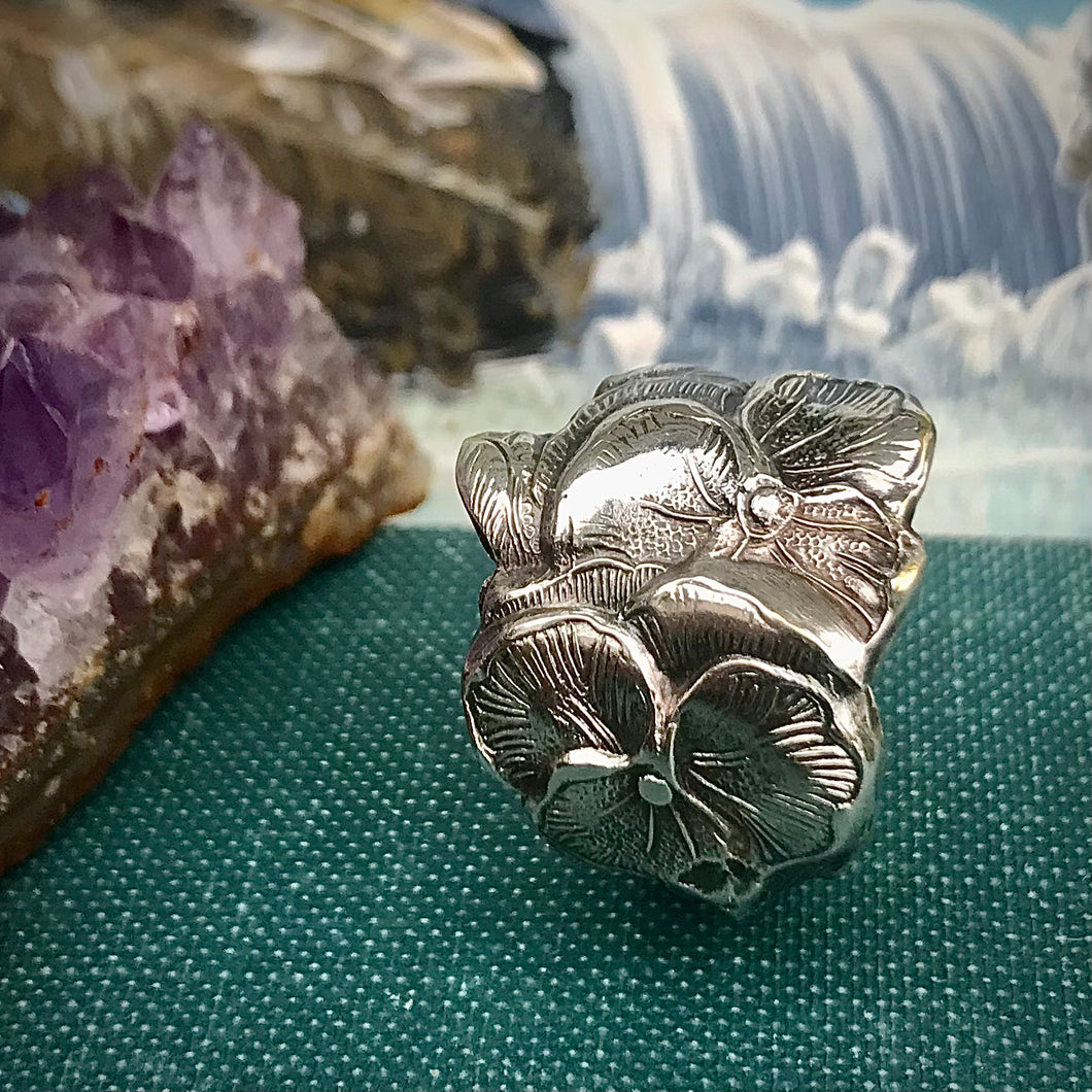 Gorgeous Pansy Demitasse Spoon Ring